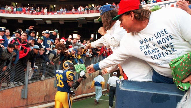 Los Angeles Rams: Became the St. Louis Rams in 1995 (moved back to Los Angeles in 2016)