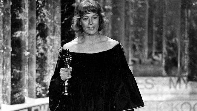 1978: The year before Vanessa Redgrave won supporting actress for " Julia, " in which she plays a woman murdered by the Nazis, the British actress narrated and funded a documentary called " The Palestinian. " As a result, Jewish protesters burned effigies of Redgrave, which she called out in her speech by deeming them " Zionist hoodlums.