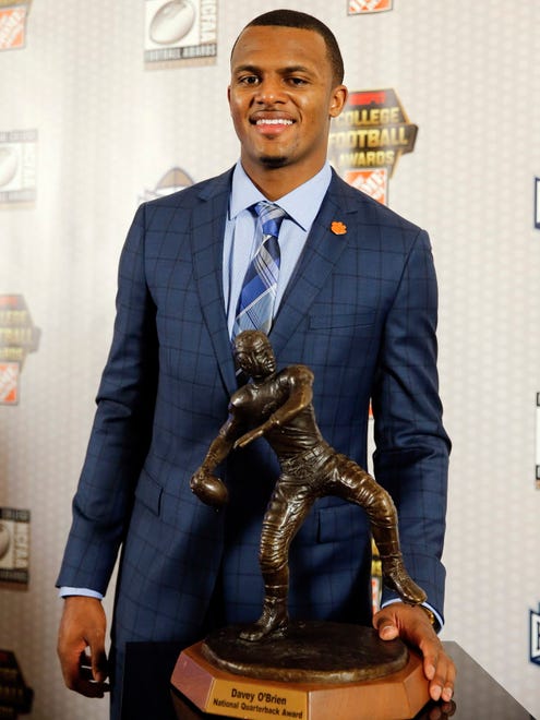 Clemson Tigers quarterback Deshaun Watson won the Davey O'Brien Award.