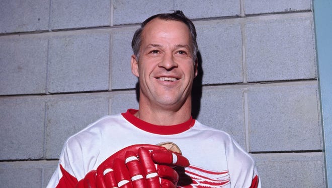 Gordie Howe, hockey, 1928-2016.