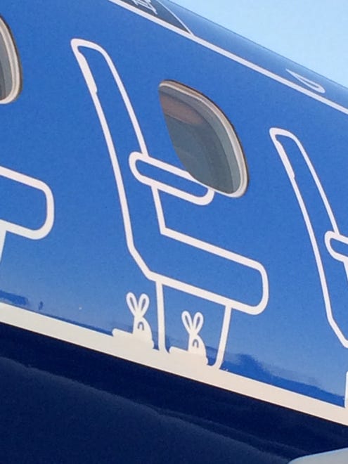 A close up of JerBlue's new "Blueprint" special livery on one of the carrier's Embraer E190 jets.