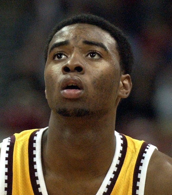 Marcus Landry led Milwaukee Vincent to the Division 1 state championship game in 2005 as a senior. He scored a team-high 21 points in Vincent's 63-55 loss to Madison Memorial.